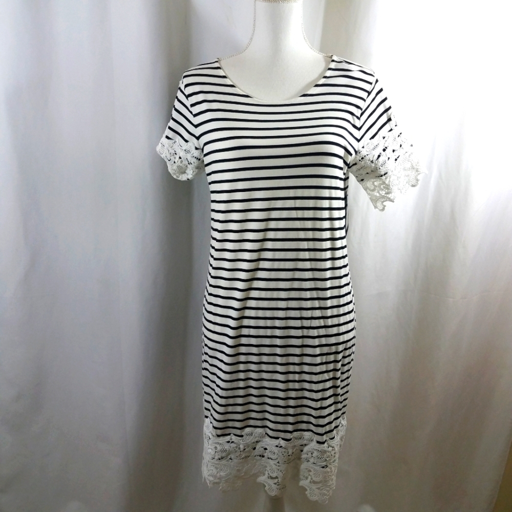Tommy Hilfiger Black & White M Lace Dress NWT